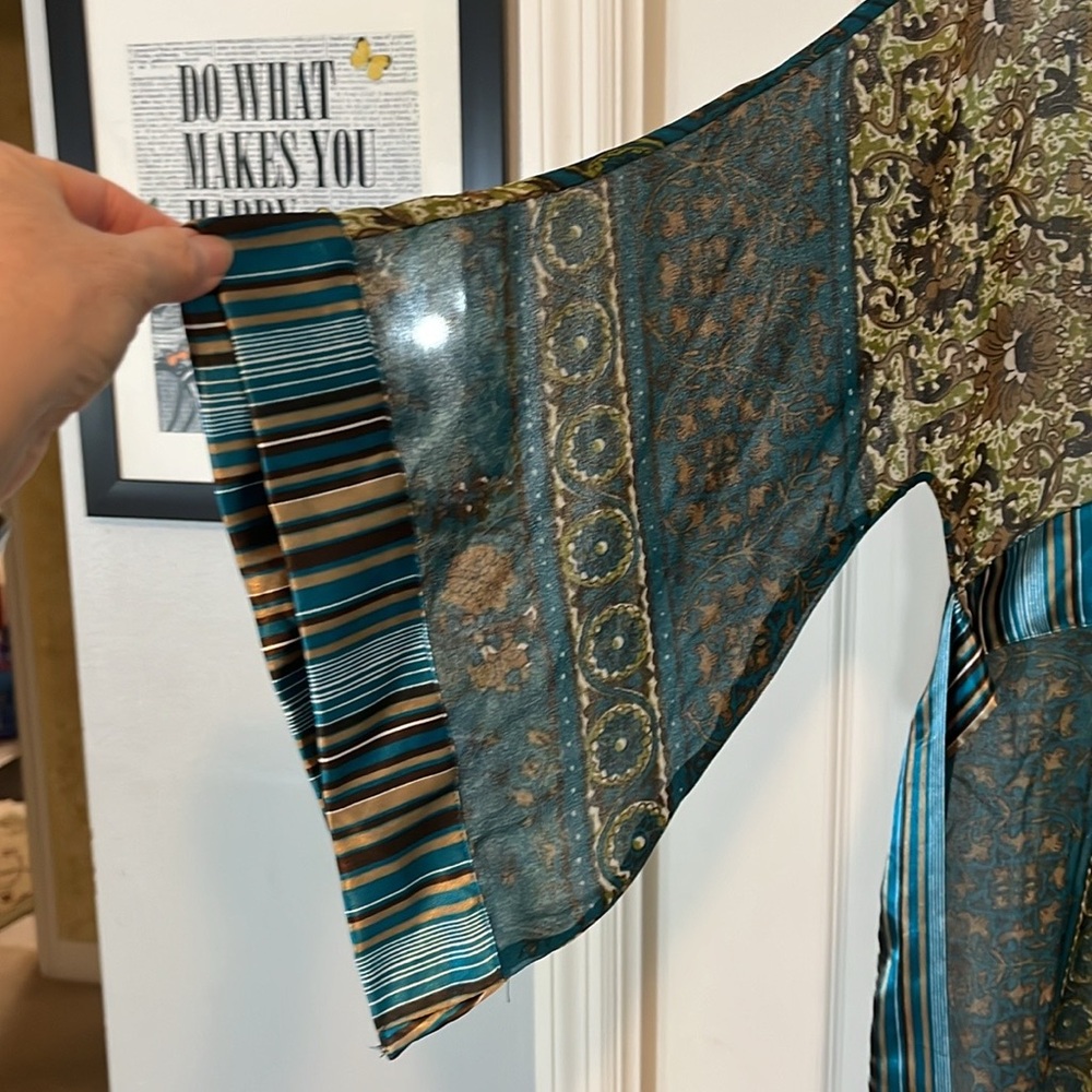 Rue21 Teal and Olive Patterned Wrap Blouse - Picture 4 of 11